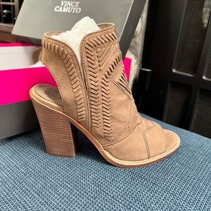 Vince Camuto Karinta bootie